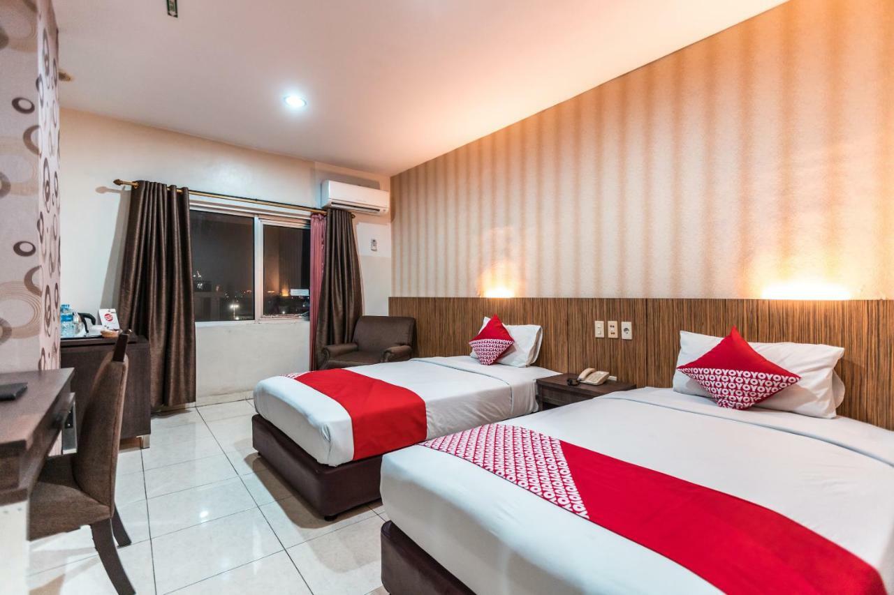 Hotel Oyo 1475 Alia Matraman Syariah Near Rs Premier Jatinergara à Jakarta Extérieur photo