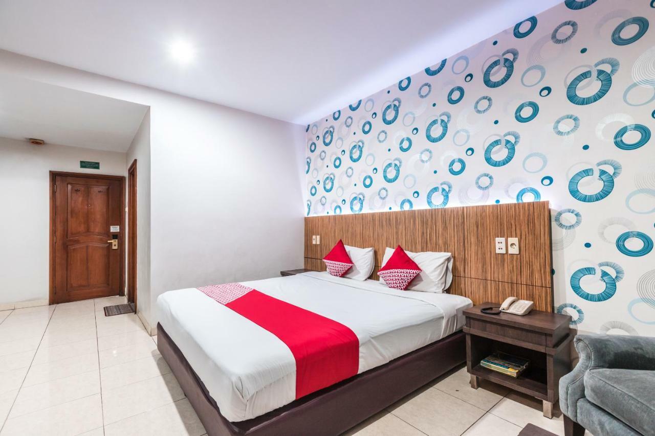 Hotel Oyo 1475 Alia Matraman Syariah Near Rs Premier Jatinergara à Jakarta Extérieur photo