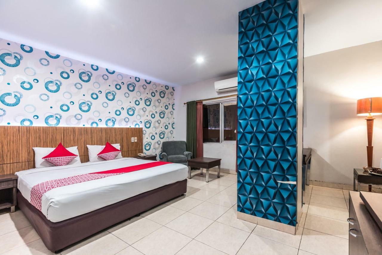 Hotel Oyo 1475 Alia Matraman Syariah Near Rs Premier Jatinergara à Jakarta Extérieur photo