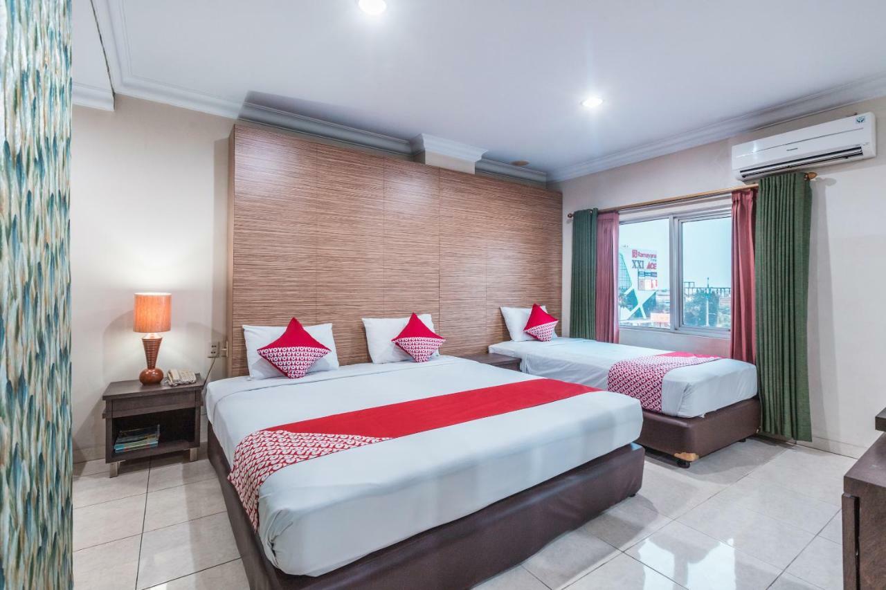 Hotel Oyo 1475 Alia Matraman Syariah Near Rs Premier Jatinergara à Jakarta Extérieur photo