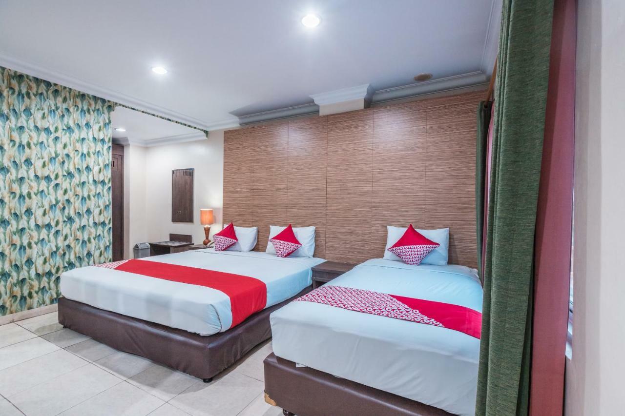 Hotel Oyo 1475 Alia Matraman Syariah Near Rs Premier Jatinergara à Jakarta Extérieur photo