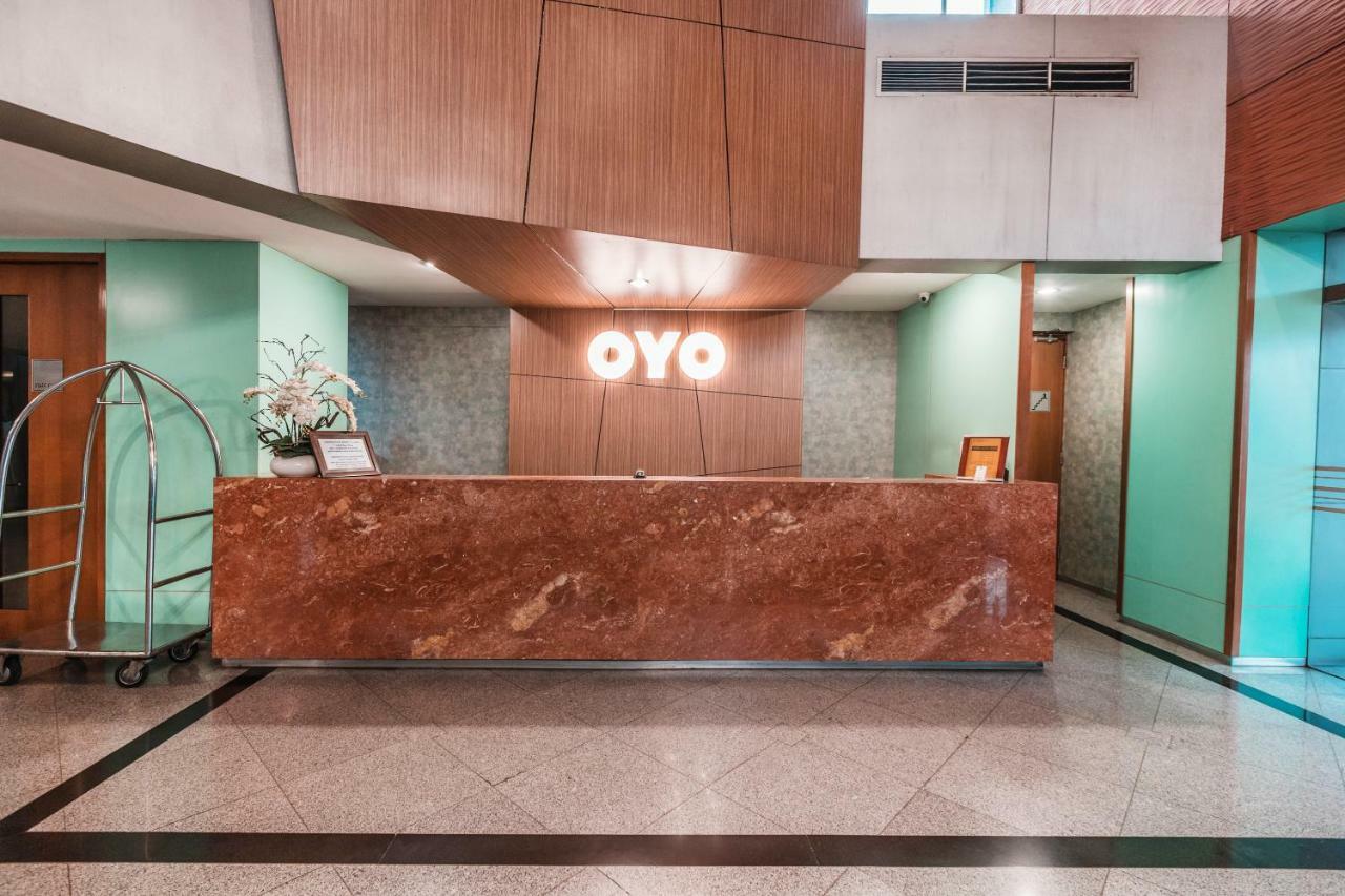 Hotel Oyo 1475 Alia Matraman Syariah Near Rs Premier Jatinergara à Jakarta Extérieur photo